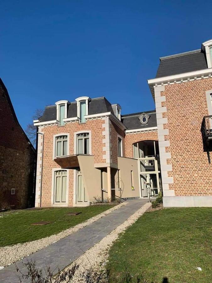 La Chambre Du Chateau De Bernalmont Lüttich Exterior foto